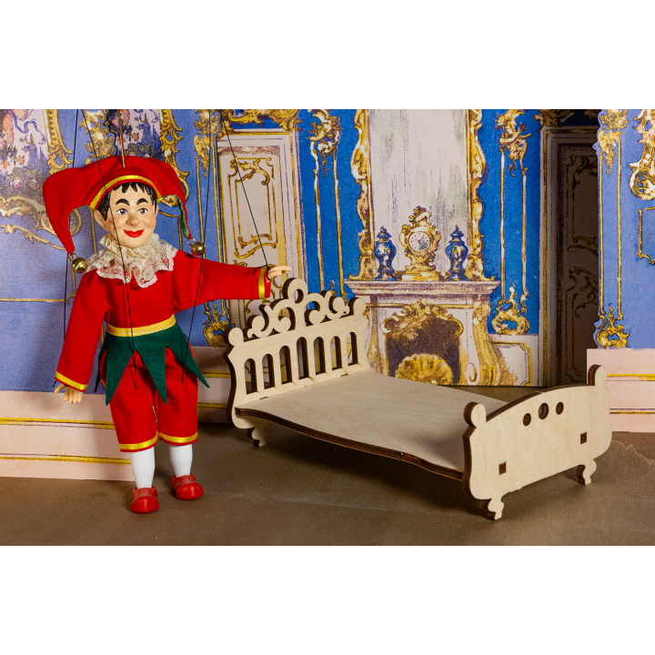 Props - castle bed for 20 cm puppets